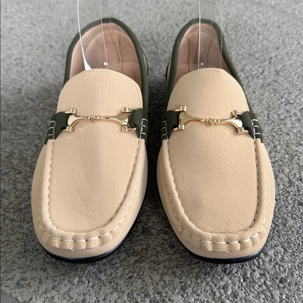 Green cream vegan leather gold horsebit accent slip on style loafers size 42